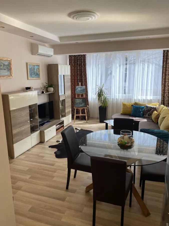 Luxury Family Apartament 부르가스